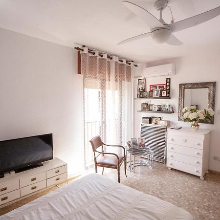 Lola.- Habitacion De Matrimonio, Con Bano Privado Гранада Экстерьер фото
