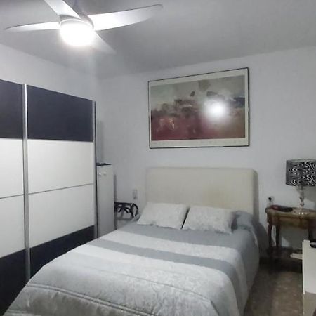 Lola.- Habitacion De Matrimonio, Con Bano Privado Гранада Экстерьер фото