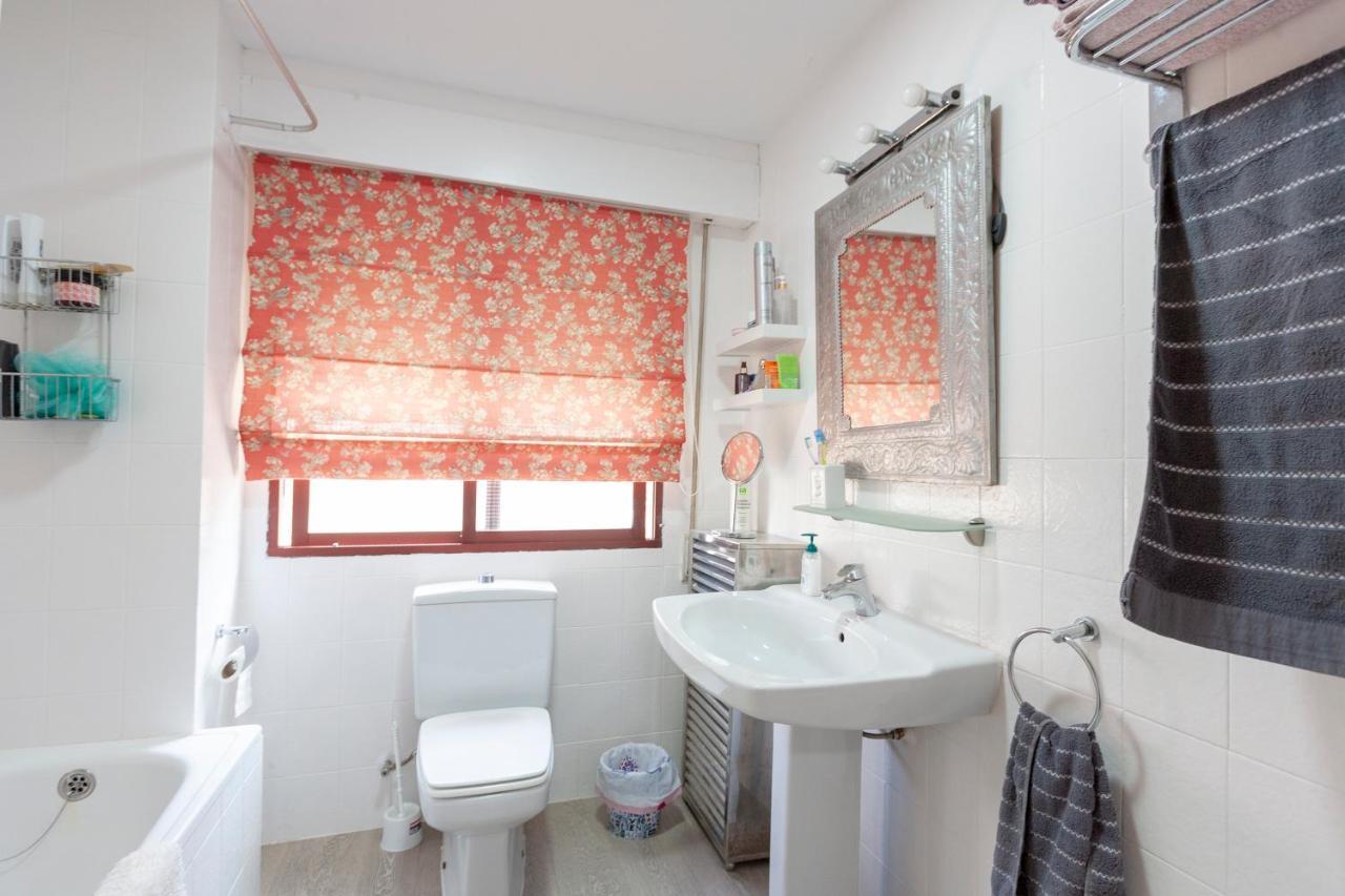 Lola.- Habitacion De Matrimonio, Con Bano Privado Гранада Экстерьер фото